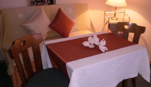 One-Bedroom Apartment with Balcony