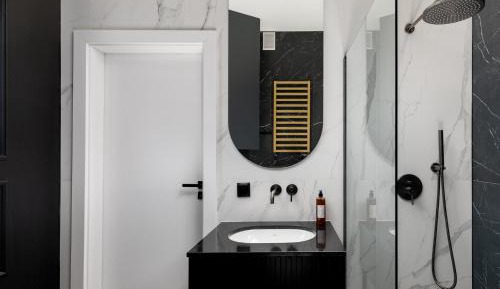 Deluxe Suite with Balcony – 30m2