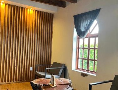 Suite with Garden View
