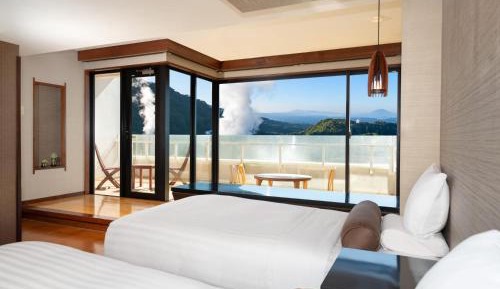 Premium Room with Tatami Area - Top Floor