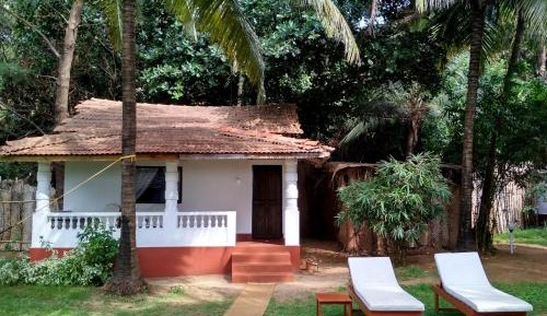 Cottage with Garden View