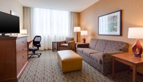 King Suite with Sofa Bed – High Floor