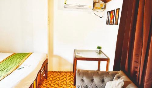 Studio with Pool View