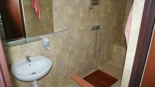 Twin Room with Private Bathroom