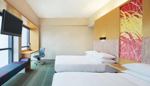 Breezy Queen Room,Guest room ,2 Queen