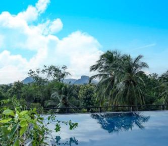 Suite with Private Pool