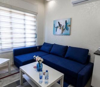Apartment with Garden View