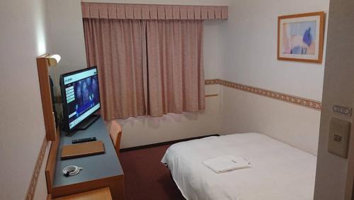 Single Room with Additional Amenities - Smoking
