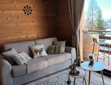 Studio with Mountain View