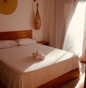 Queen Room with Garden View