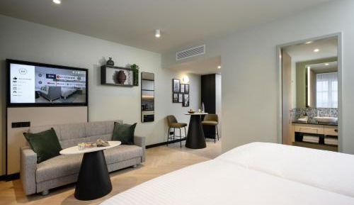 Studio with Sofa Bed