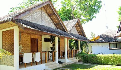 Bungalow with Garden View