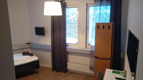 Single Room with Private Bathroom