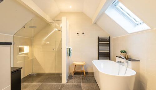 Deluxe Family Suite