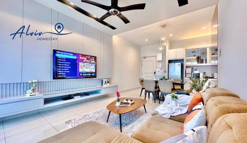 Apartment with Pool View 