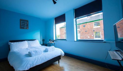 Double Room with Shared Bathroom