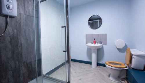 Quadruple Room with Shared Bathroom