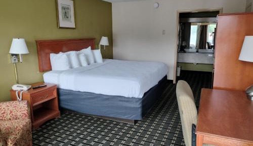 King Room - Mobility Access/Non-Smoking