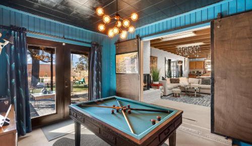 Three-Bedroom Vacation Home 