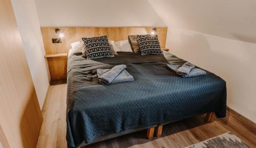 One-Bedroom Suite with Balcony (2 Adults)