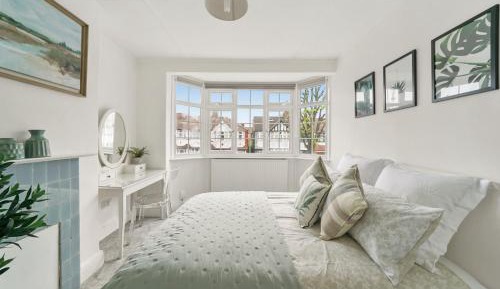 Double Room with Shared Bathroom