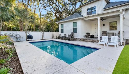 Five-Bedroom Holiday Home