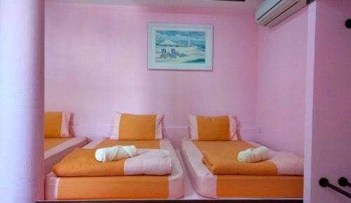Quadruple Room with Terrace