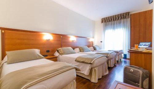 Economy Quadruple Room