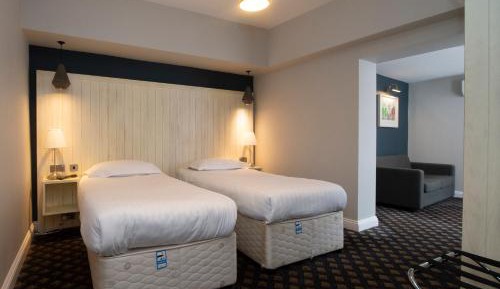 Family Twin Room