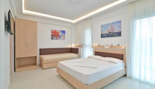 Studio with Sofa Bed