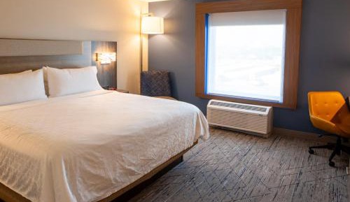 Standard King Room
