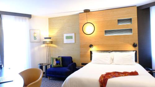 Deluxe Room with One Double Bed
