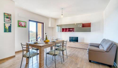 Apartment with Garden View