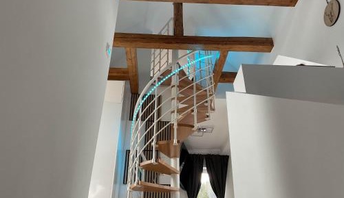 Two-Bedroom Apartment with Shower 