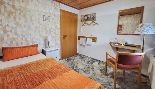 Small Single Room
