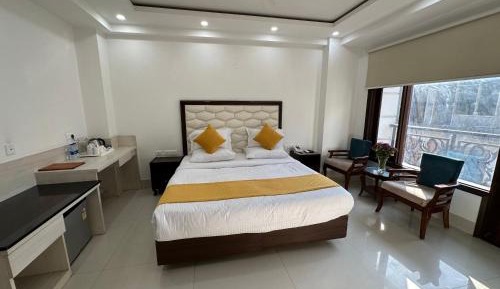 Deluxe Double Room with Balcony