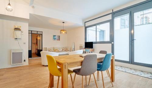 Superior One-Bedroom Apartment