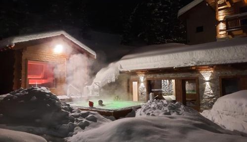 Double Room with Mountain View