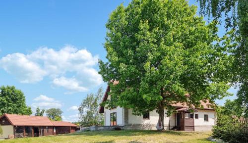 Seven-Bedroom Holiday Home