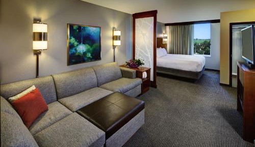 King Room with Sofa Bed - High Floor