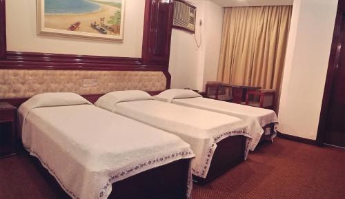 Triple Room (3 single Beds)