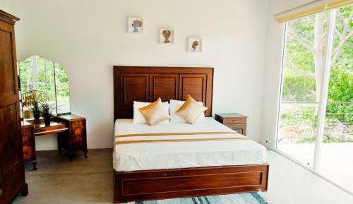 King Room with Mountain View