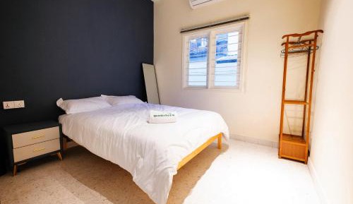 Double Room with Shared Bathroom