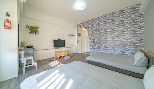 Quadruple Room with Private Bathroom