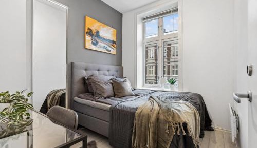 Double Room with Shared Bathroom