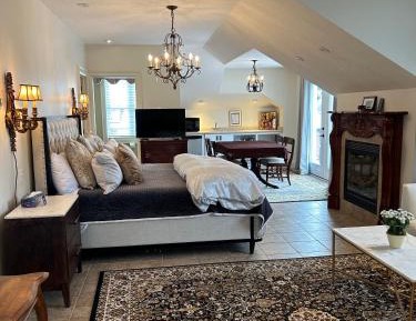 Two-Bedroom Suite