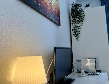 Single Room with Private Bathroom