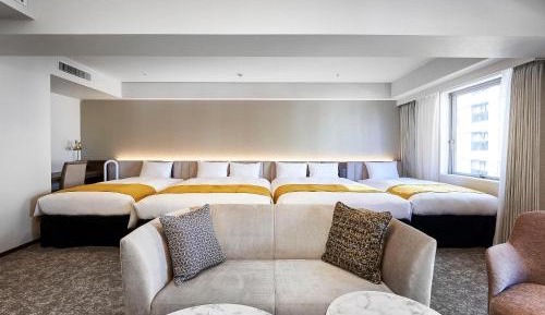 Junior Suite with 2 Extra Beds - Non-Smoking