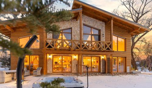 Deluxe Villa