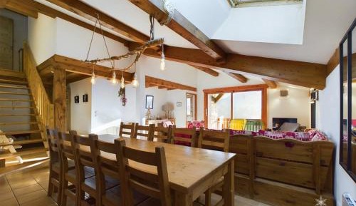 Apartment (10 Adults)
